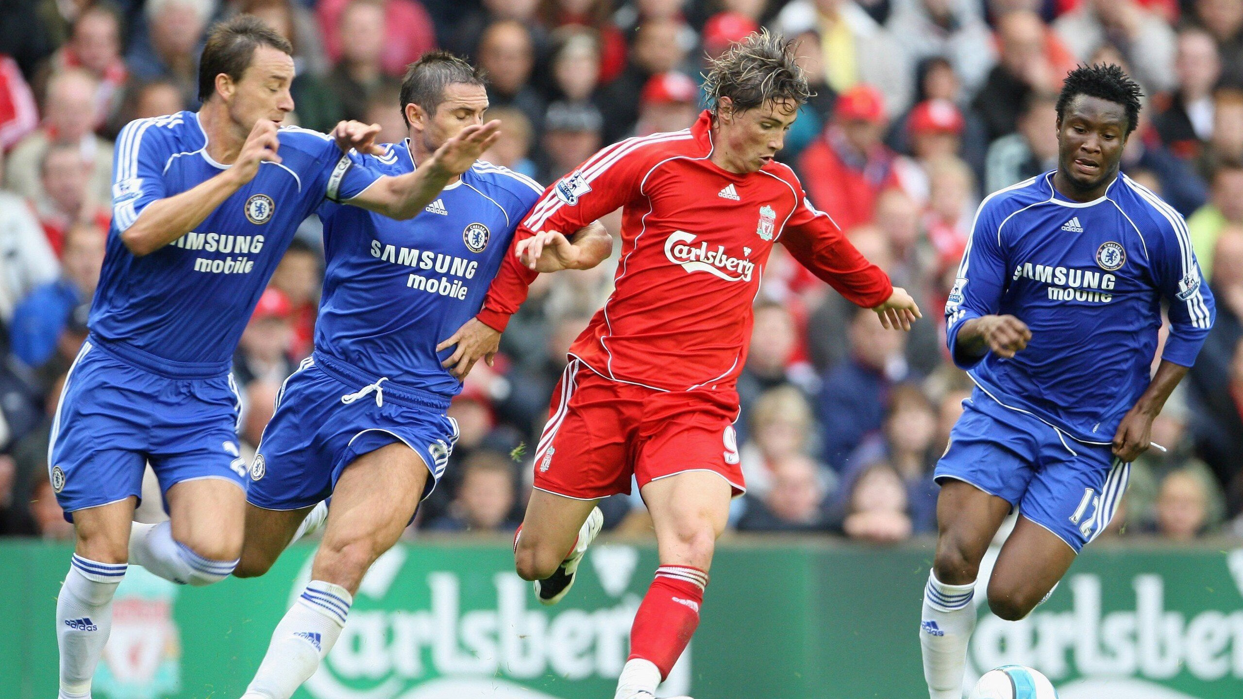 英超球队投放新兴市场，拓宽粉丝基础，英超球队足球